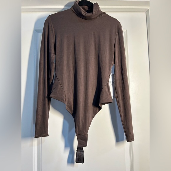 Lululemon Athletica Wundermost Expresso Turtleneck Bodysuit - Picture 2 of 4